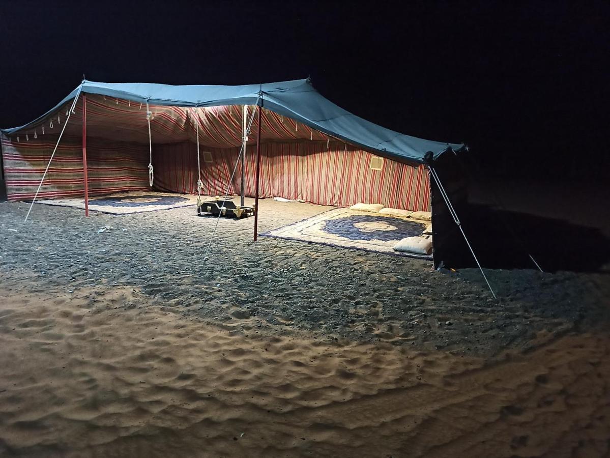 Al Wāşil Bedouin Nights Camp酒店 外观 照片